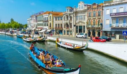 Jovens estudam Turismo na UA Jovens estudam Turismo na UA