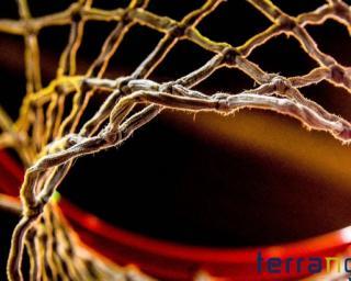 esgueira lidera liga feminina