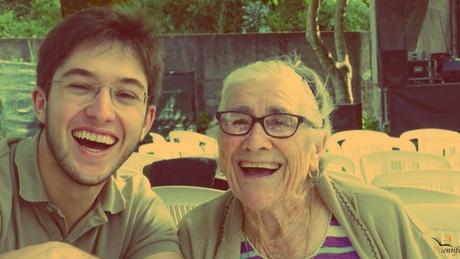 Grandpa Tell me More - comunicação entre os jovens e os seniores! Grandpa Tell me More - comunicação entre os jovens e os seniores!