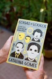 Ror de Livros: livros imperdíveis - T2 - Ep. 21 "Coisas de Loucos, O que eles deixaram no manicómio" de Catarina Gomes Ror de Livros: livros imperdíveis - T2 - Ep. 21 "Coisas de Loucos, O que eles deixaram no manicómio" de Catarina Gomes