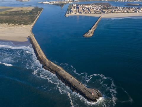 reconfiguracao da barra do porto de aveiro