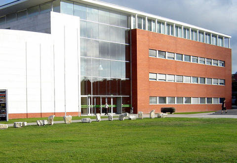 PCP pede suspensão de concursos na Universidade em final de mandato da atual Reitoria.