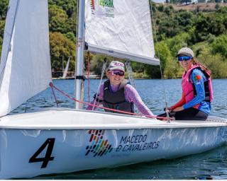 Carlota Varela e Matilde Caixinha vencem a 1.ª Etapa do Circuito Nacional de Vela em Águas Interiores.