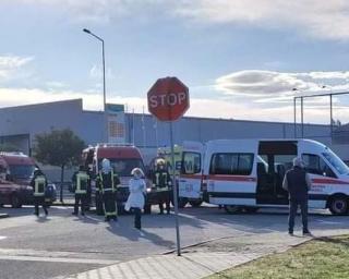 Ovar: Cinco feridos em colisão entre ambulância e carro. Bombeiro e uma menor entre as vítimas.