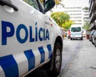 PSP identificado um homem por suspeita da prática de atos exibicionistas em Aveiro.