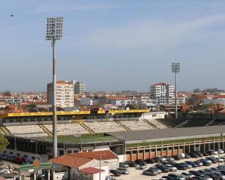 Início da demolição do antigo Estádio Mário Duarte é importante passo rumo à ampliação do Hospital de Aveiro - CMA. “Iremos para melhor” – Hugo Coelho (Presidente do Beira-Mar).