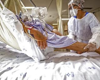 Pandemia: Números voltam a subir. Há mais 127 mortos e 2324 casos de Covid-19.