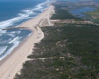 Alberto Souto lamenta que Municípios da região não aproveitem verbas do PRR para projetos na área da proteção da orla costeira.