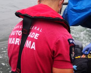 Última Hora: Pescador ferido no molhe norte da baía de São Jacinto.