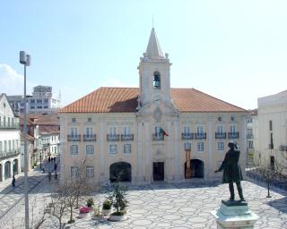 Câmara de Aveiro entregou 40 mil unidades de equipamentos de Proteção Individual a Bombeiros e IPSS. Foi Rretomado o serviço de recolha de resíduos verdes.