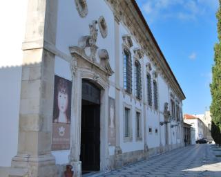 Assinatura do auto de efetivação da transferência de competência do Museu de Aveiro para a Câmara de Aveiro marcada para esta manhã.