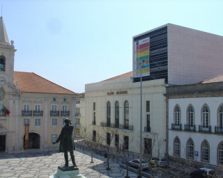 Câmara de Aveiro investe na recuperação de habitações sociais em São Jacinto.