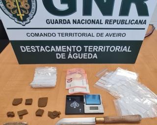 GNR de Águeda: Detido por tráfico de estupefacientes.