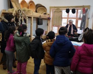 Alunos visitam Museu Regional da Casa do Povo de Ílhavo.