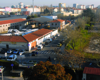 Armazéns da Câmara de Aveiro estão a ser demolidos.