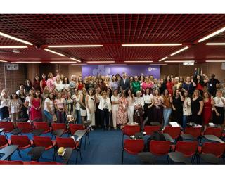 mulheres socialistas opiniao
