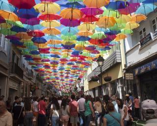 ´AgitÁgueda´ anima cidade com milhares de visitantes.