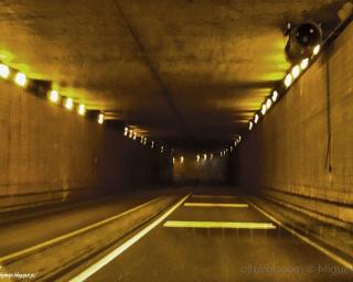 Várias ruas reabilitadas pela Câmara em Aveiro e iluminação LED instalada no Túnel da Avenida Lourenço Peixinho.