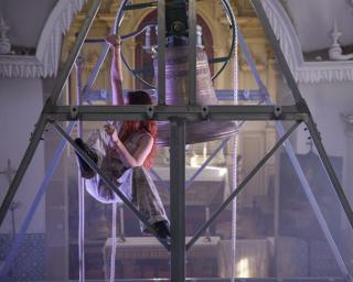 LEME regressa a Ílhavo para duas dezenas de propostas em quatro dias de circo contemporâneo O festival de circo contemporâneo apresenta programação entre 4 e 7 de dezembro.  Edifícios culturais e espaços menos convencionais em Ílhavo, Gafanha da Nazaré, Costa Nova e Vista Alegre vão receber 22 companhias, naturais de 12 países e que juntam mais de uma centena de artistas de 15 nacionalidades diferentes.  O LEME apresenta, ao longo de quatro dias, sete estreias nacionais e duas estreias absolutas, uma coprod