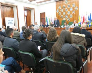 papera entrega apoios a associacoes