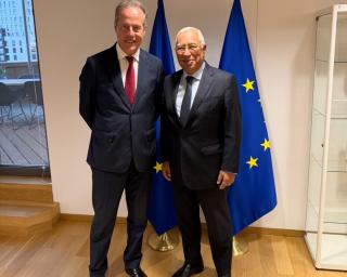 Ribau Esteves defendeu em Bruxelas novos mecanismos de financiamento e gestão de transportes.