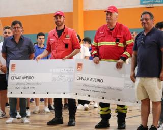 Cenap doou 500 euros às corporações de bombeiros de Aveiro.