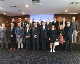 Agência Regional de Promoção Turística admite que vai ser necessário chamar mão de obra estrangeira para o setor.