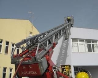 Águeda: Governo na inauguração das obras de remodelação do quartel de bombeiros.