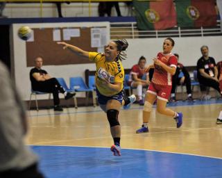 Andebol: Alavarium segue em frente na Taça Challenge.