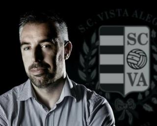 Vista Alegre: Festejar a subida em campo teria outro sabor - António Lourenço.