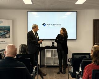 Diretora de inovação do Porto de Barcelona visita Porto de Aveiro.