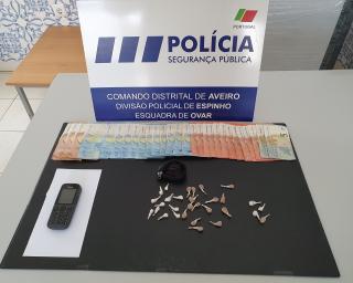 PSP de Ovar: Detido um homem por suspeita de tráfico de estupefacientes.