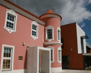Arquivo Distrital em projeto de salvaguarda dos arquivos das associações.