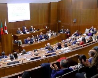 Luis souto empossado presidente da camara de aveiro