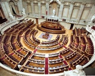Legislativas: Eleitos por Aveiro assumem compromisso com o distrito.
