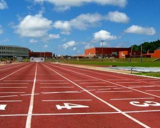 Atletismo: Beira-Mar treina na escola João Afonso mas sonha com nova pista.