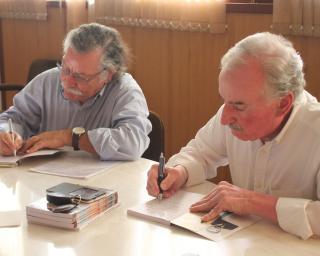 Murtosa: Augusto Amador e Carlos Faustino apresentam livro “Viagem a Bordo das Emoções”.