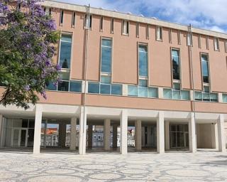 Praça da República é palco do Teatro Aveirense no arranque da programação de Verão.