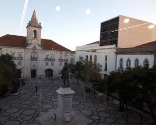 Aveiro manifesta-se em nome da habitação acessível.