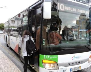 Aveiro: Autarquia reforça verbas para passes de autocarro.