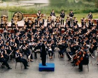 Banda Sinfónica da PSP dá concerto de Palmo e Meio” na Baixa de Santo António.