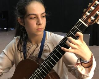 Jovem guitarrista aveirense vence prémio internacional em concurso na Rússia.