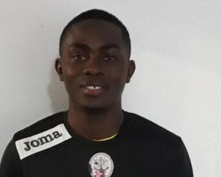Beira-Mar: Três jovens ganeses reforçam plantel na luta pela subida.