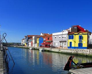 Passeio de Kayak em Setembro nos canais urbanos da Cidade de Aveiro.