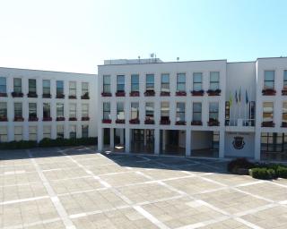 Câmara de Águeda empresta gerador de ozono a instituições.