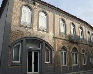 casa das geracoes recebe exposição evocativa do dia da mulher