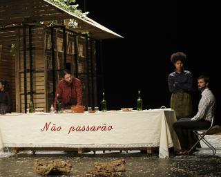 Casa da Cultura com três sessões do espetáculo “Catarina e a beleza de matar fascistas”.