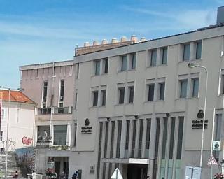 Aveiro: Concelhia do PSD contra encerramento da CGD e possível instalação de hotel.