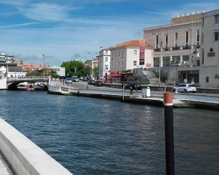 Aveiro: Reabilitação do edifício Fernando Távora de novo a concurso.