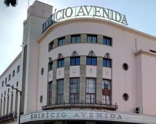 Aveiro: Avenida reabre sala principal com espetáculo de bandas brasileiras.